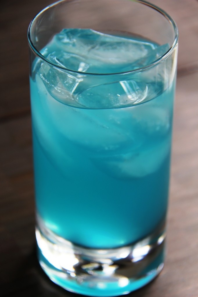 blue cocktail recipe