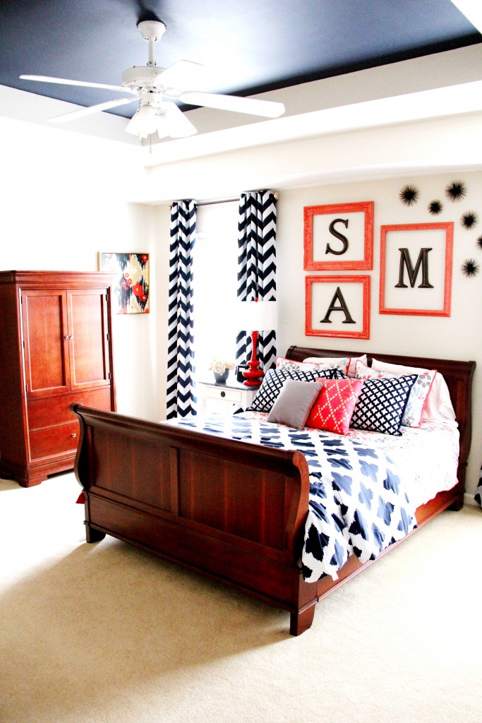Navy & Coral Teen Bedroom