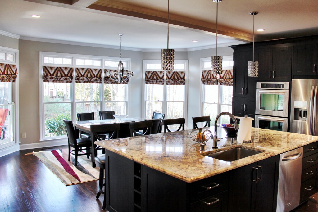 glitzy kitchen design 14