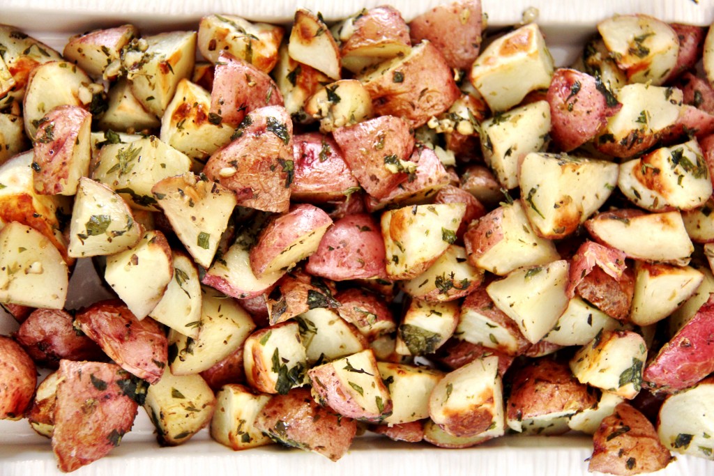 Garlic Herb roasted Potatoes recipe EASTER SIDE DISH recipes