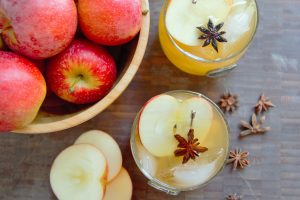 fall apple cocktails